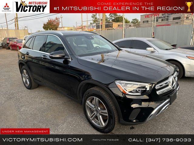 used 2022 Mercedes-Benz GLC 300 car, priced at $28,160