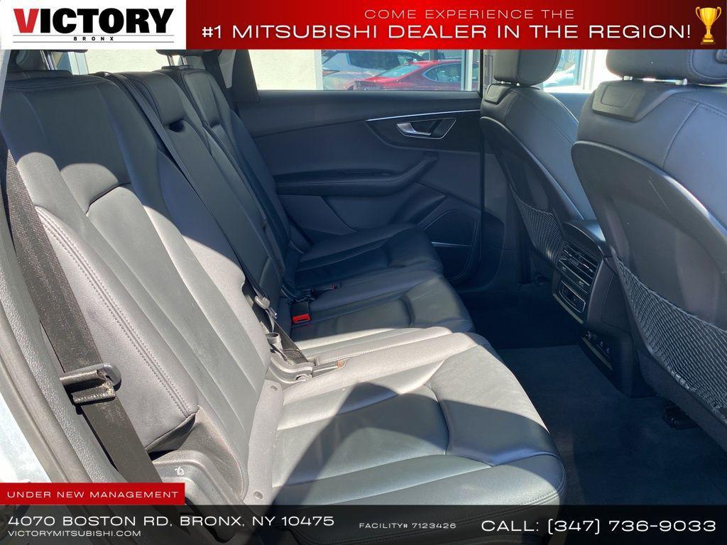 used 2023 Audi Q7 car, priced at $30,399
