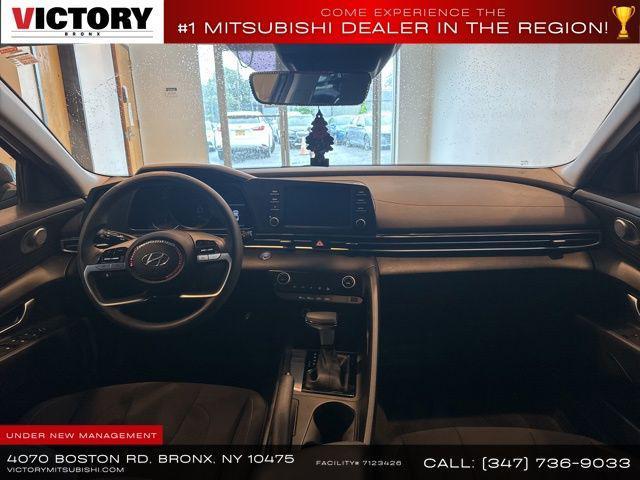 used 2023 Hyundai Elantra car