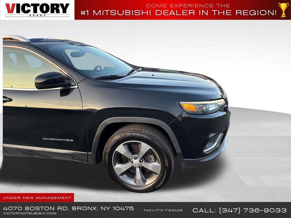 used 2019 Jeep Cherokee car, priced at $16,995