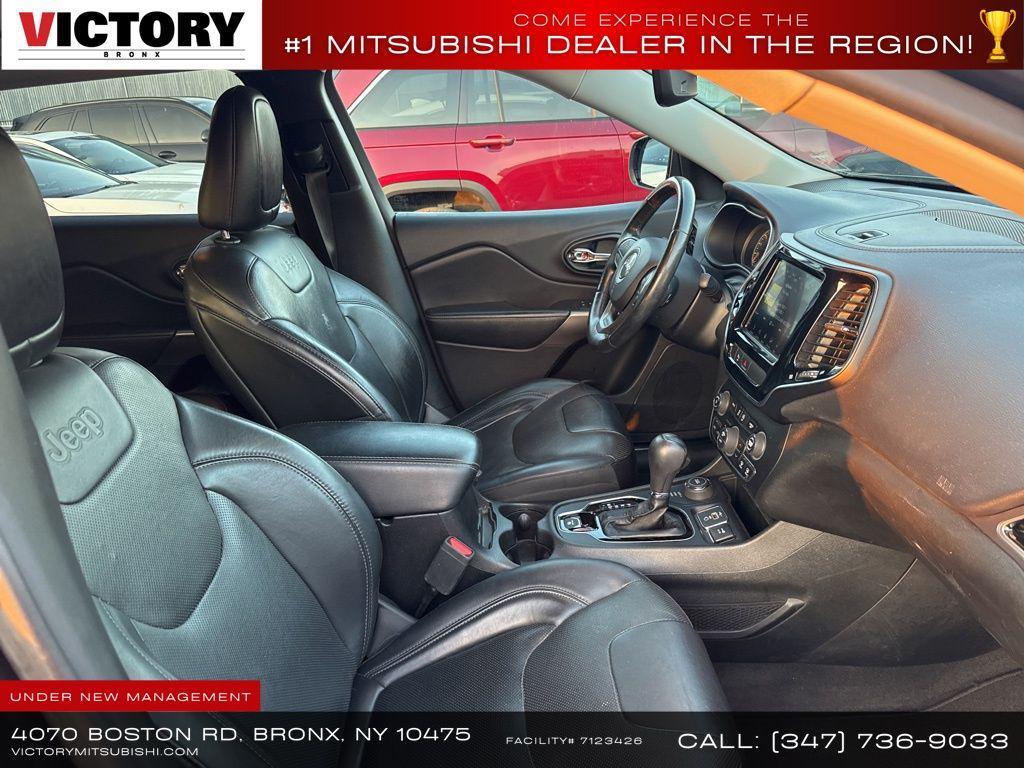 used 2019 Jeep Cherokee car, priced at $16,995