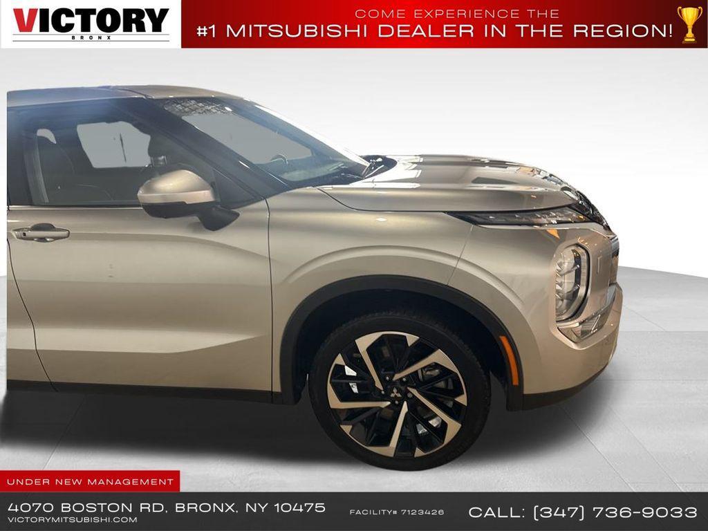 used 2022 Mitsubishi Outlander car, priced at $19,914