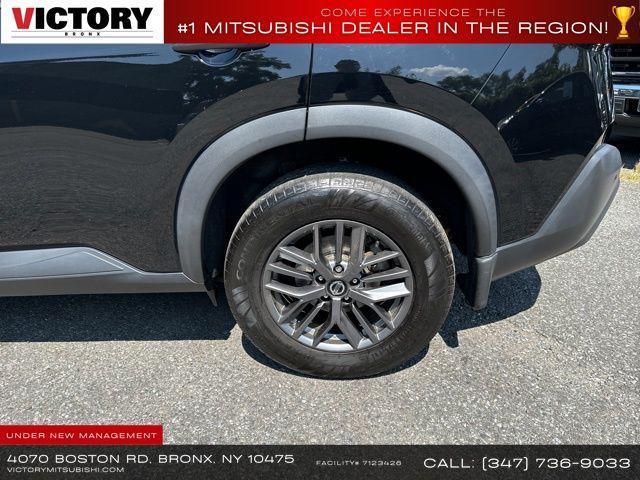 used 2021 Nissan Rogue car, priced at $16,290