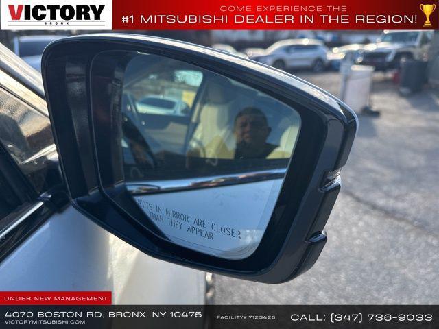used 2022 Acura MDX car, priced at $30,369