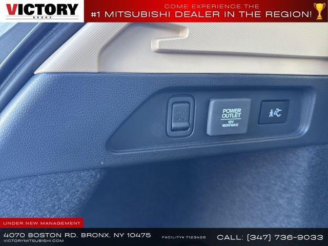 used 2022 Acura MDX car, priced at $30,369