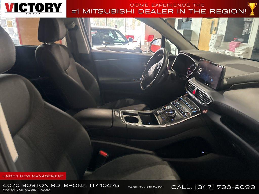 used 2023 Hyundai Santa Fe car, priced at $17,199