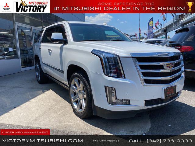 used 2018 Cadillac Escalade car, priced at $30,995