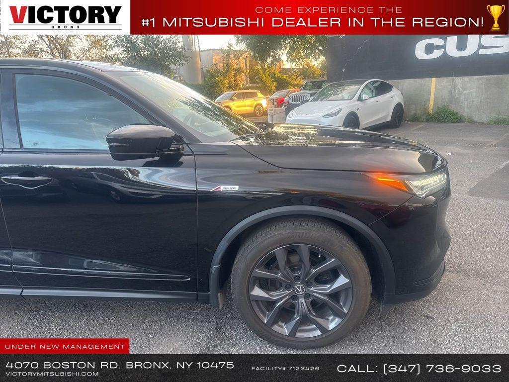used 2022 Acura MDX car, priced at $32,325