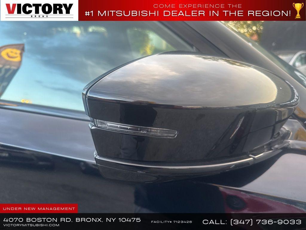 used 2022 Acura MDX car, priced at $32,325