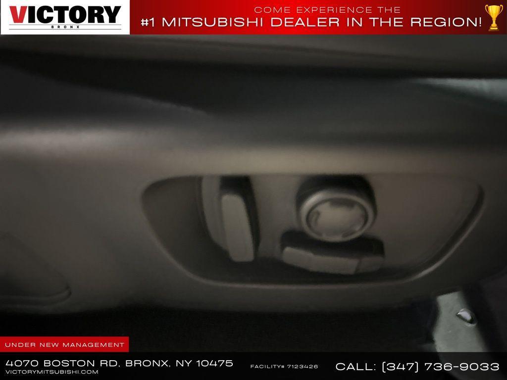 used 2022 Land Rover Range Rover Velar car, priced at $27,811