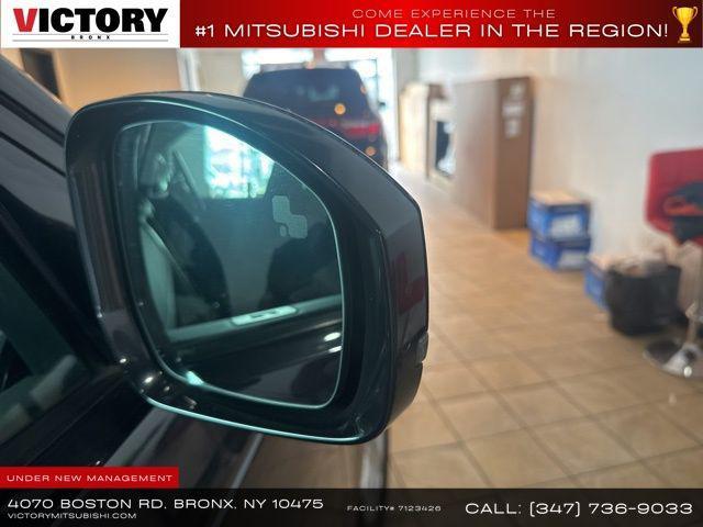 used 2018 Land Rover Discovery car, priced at $19,024