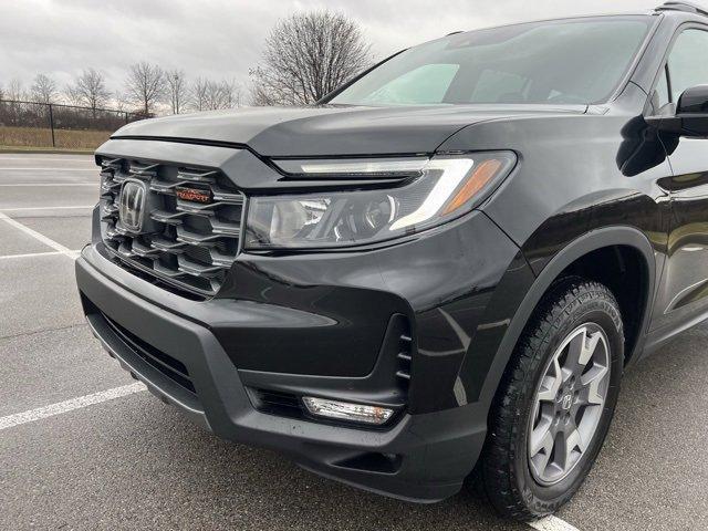 used 2023 Honda Passport car, priced at $36,812