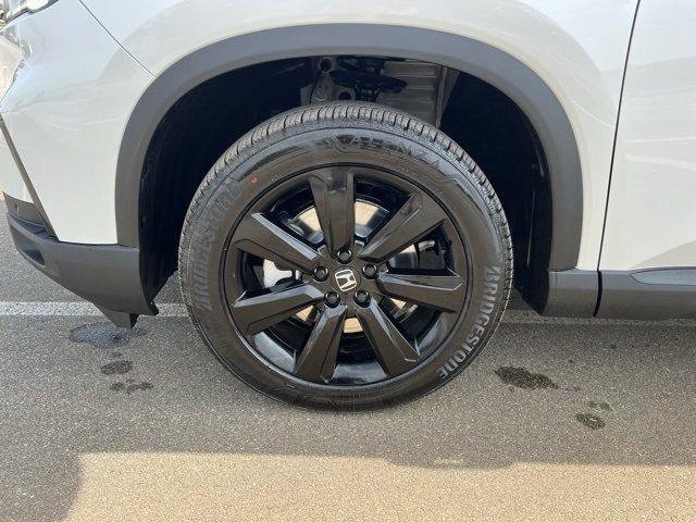 new 2025 Honda Pilot car, priced at $57,520