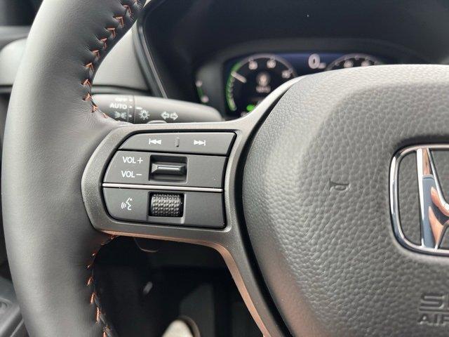 new 2026 Honda CR-V Hybrid car, priced at $40,195