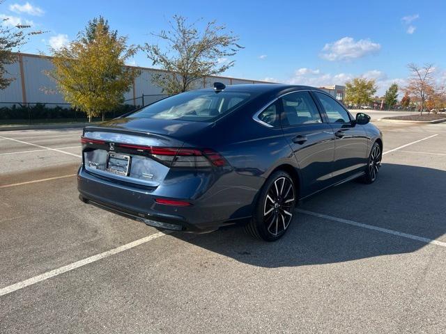 new 2025 Honda Accord Hybrid car, priced at $40,495
