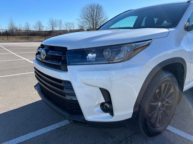 used 2019 Toyota Highlander car, priced at $25,615