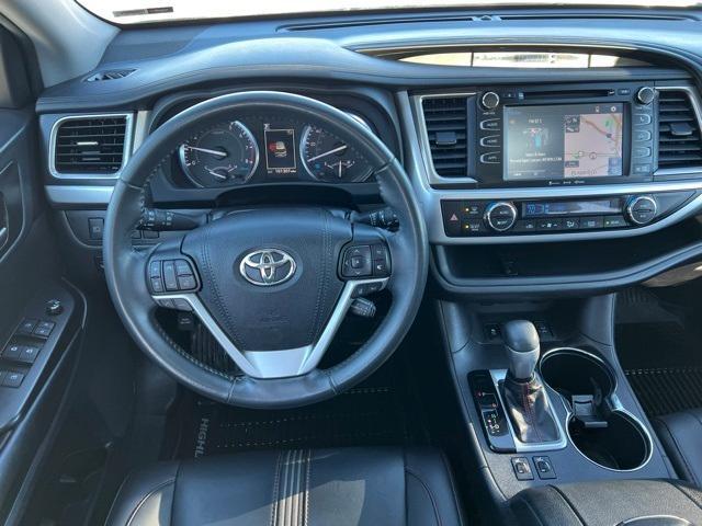 used 2019 Toyota Highlander car, priced at $25,615