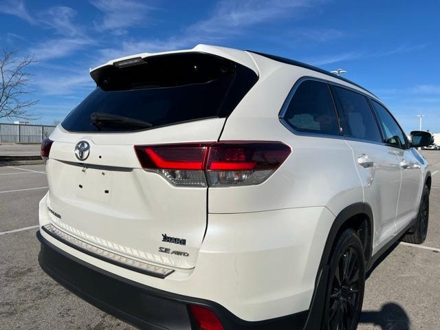 used 2019 Toyota Highlander car, priced at $25,615