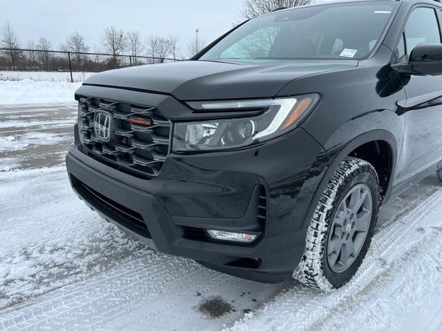 new 2025 Honda Passport car, priced at $47,040