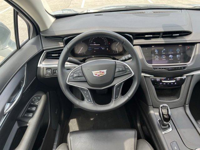 used 2017 Cadillac XT5 car, priced at $19,499