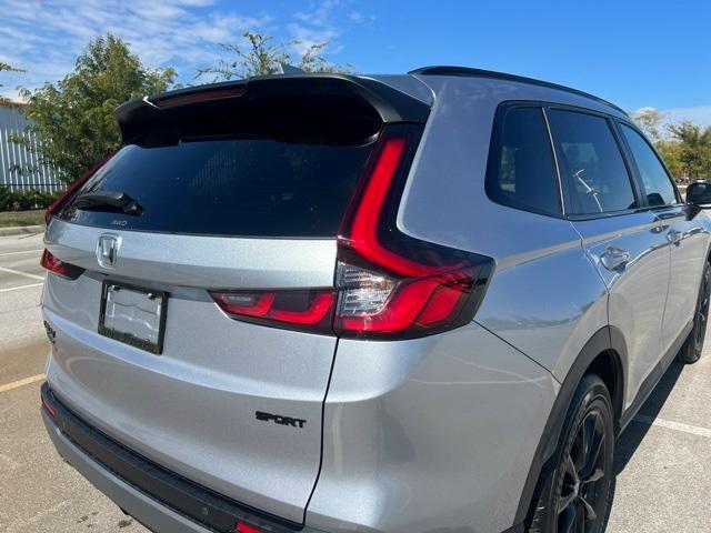 new 2026 Honda CR-V Hybrid car, priced at $41,675