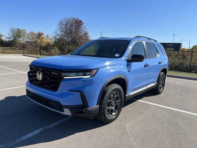 new 2025 Honda Pilot car, priced at $51,836