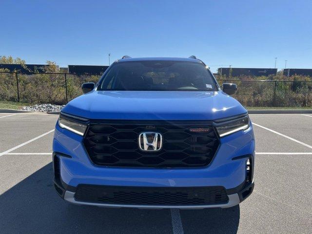 new 2025 Honda Pilot car, priced at $51,836