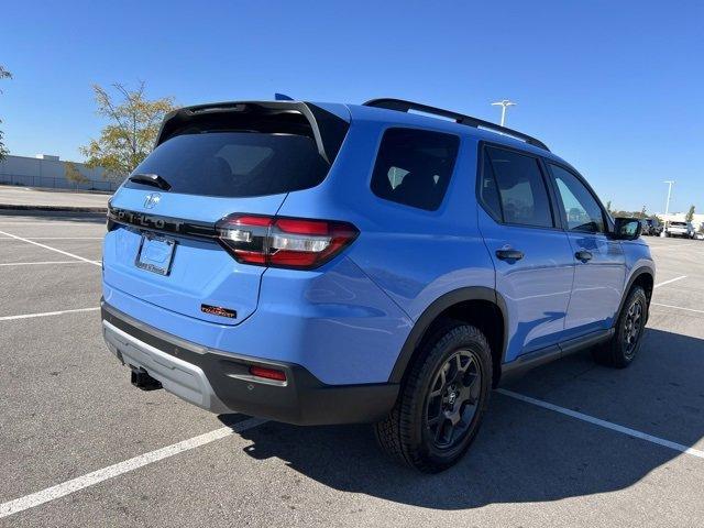 new 2025 Honda Pilot car, priced at $51,836