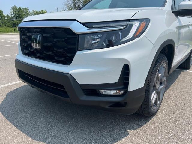 used 2022 Honda Passport car, priced at $31,476