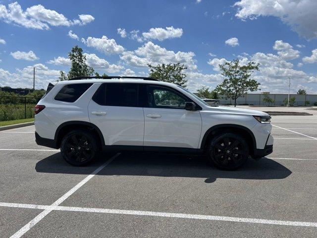 new 2025 Honda Pilot car, priced at $56,485