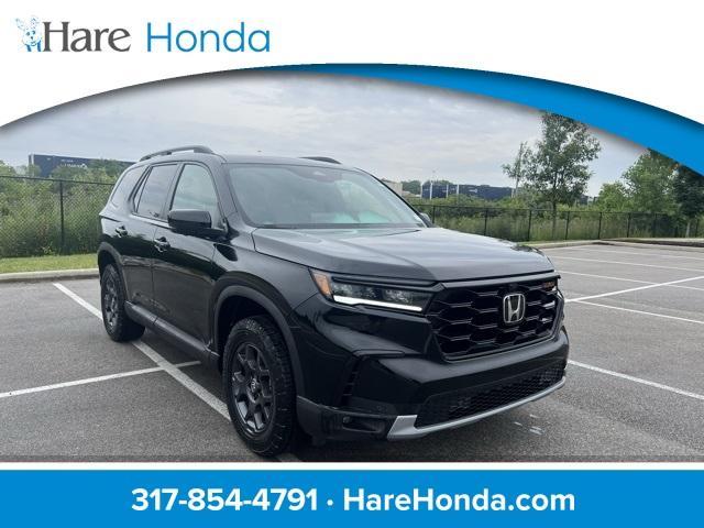 new 2025 Honda Pilot car, priced at $51,155