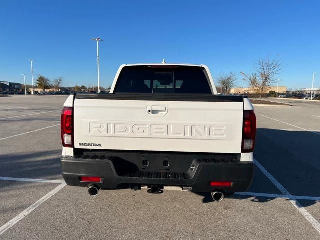 new 2025 Honda Ridgeline car, priced at $48,193