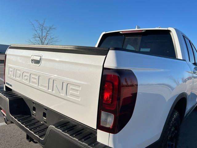 new 2025 Honda Ridgeline car, priced at $48,193