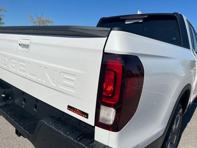 new 2025 Honda Ridgeline car, priced at $47,806