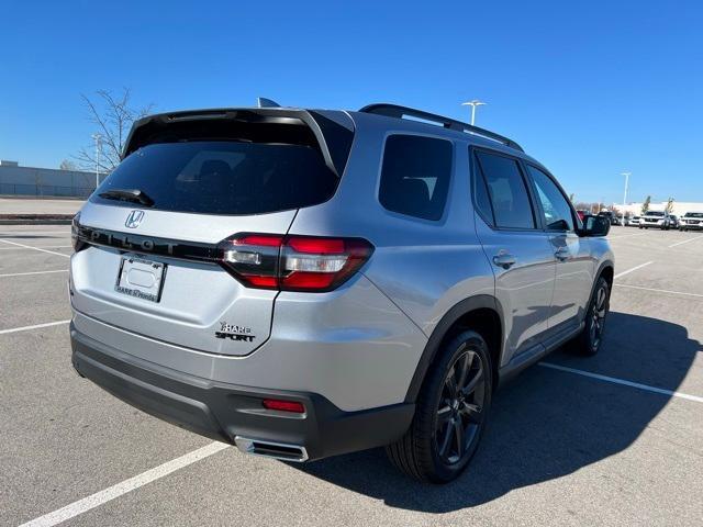 new 2025 Honda Pilot car, priced at $43,695