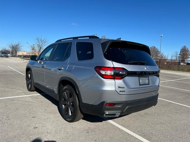 new 2025 Honda Pilot car, priced at $43,695