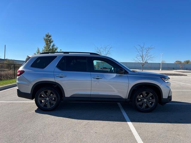 new 2025 Honda Pilot car, priced at $43,695