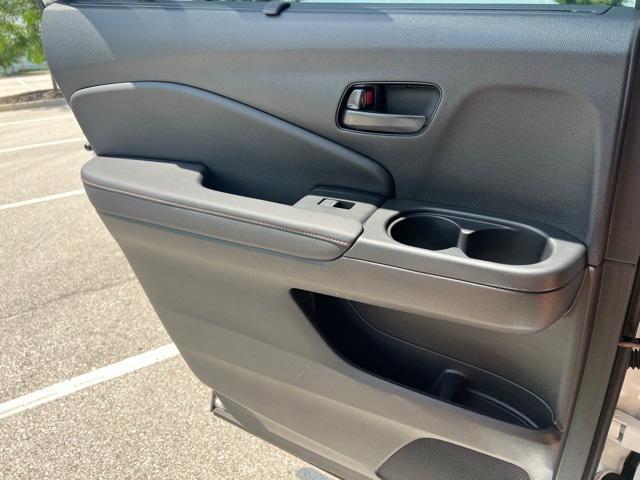 used 2022 Honda Pilot car, priced at $36,999