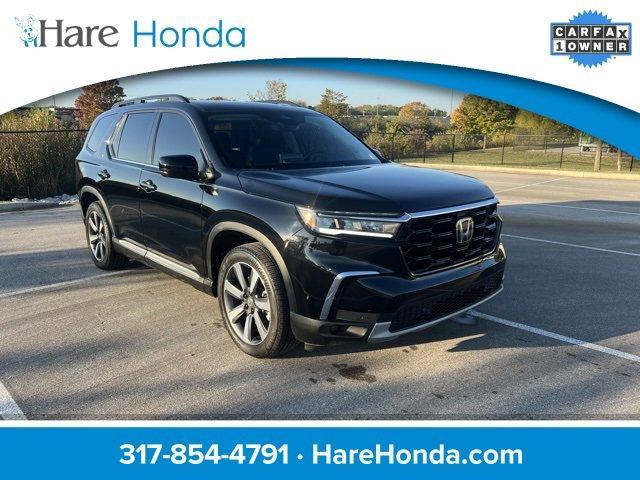 used 2025 Honda Pilot car, priced at $45,999