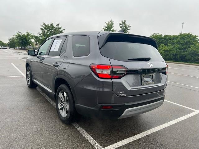used 2025 Honda Pilot car, priced at $48,308