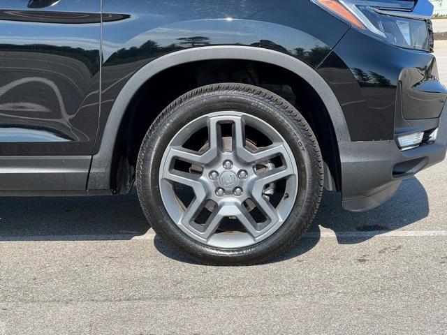 used 2022 Honda Passport car, priced at $33,462
