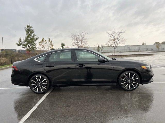 new 2025 Honda Accord Hybrid car, priced at $40,395