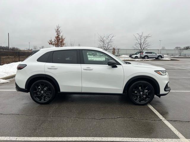 new 2025 Honda HR-V car, priced at $30,850