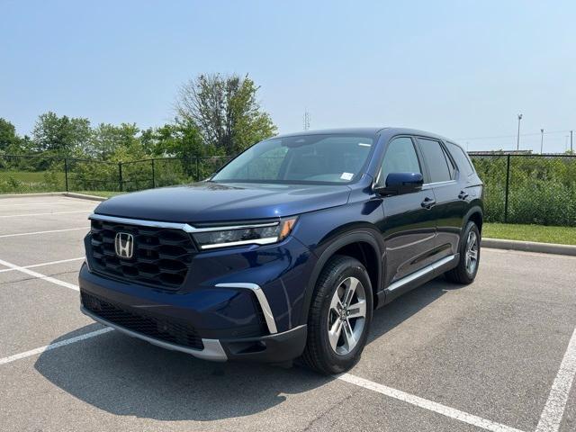 new 2025 Honda Pilot car, priced at $47,800