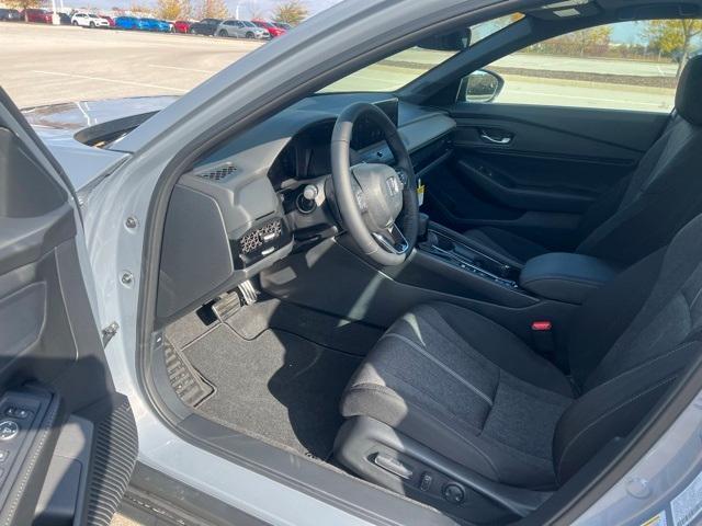 new 2025 Honda Accord Hybrid car, priced at $35,305