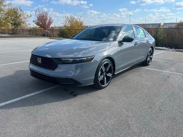 new 2025 Honda Accord Hybrid car, priced at $35,305