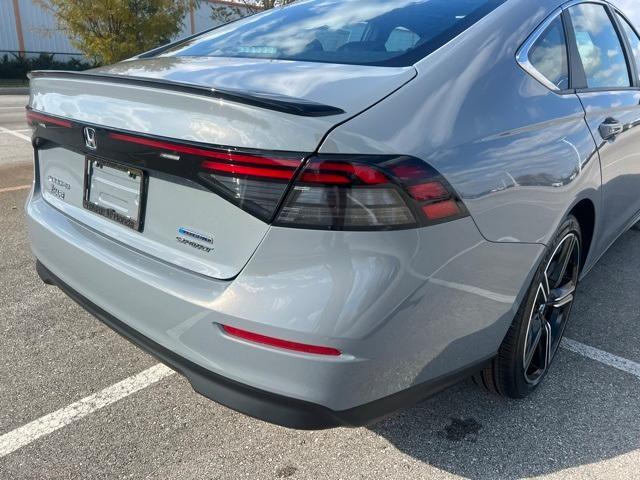 new 2025 Honda Accord Hybrid car, priced at $35,305