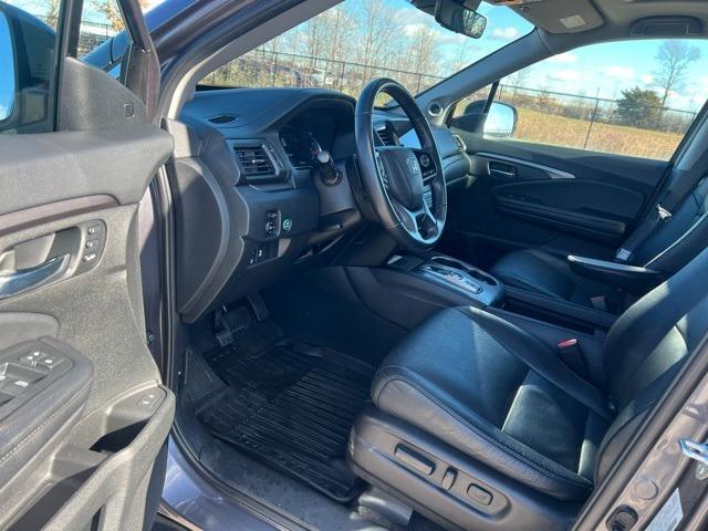 used 2022 Honda Pilot car, priced at $31,999