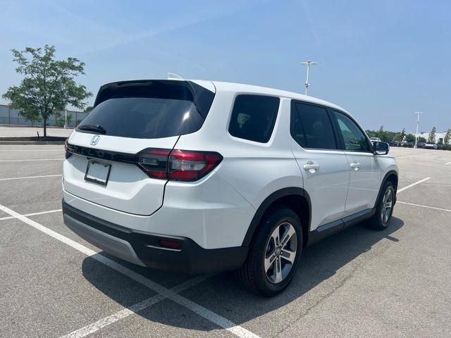 new 2025 Honda Pilot car, priced at $47,505