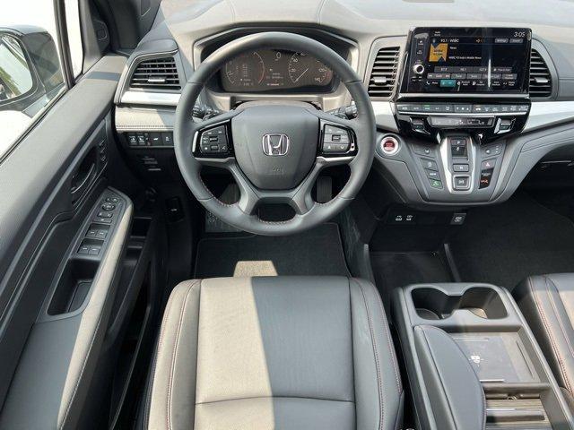 used 2025 Honda Odyssey car, priced at $43,479